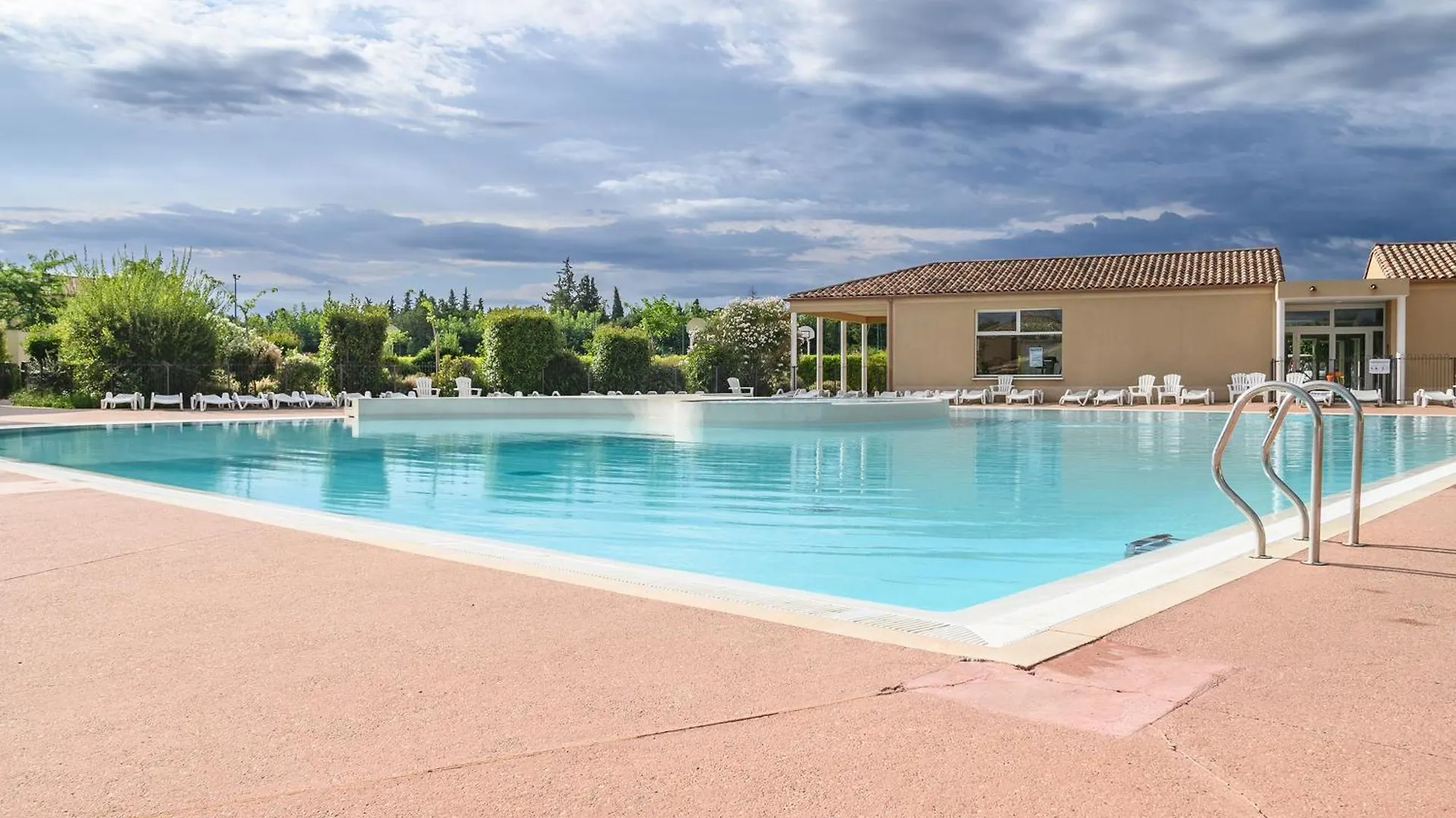 Vacanceole - Residence les Demeures du Ventoux Aubignan